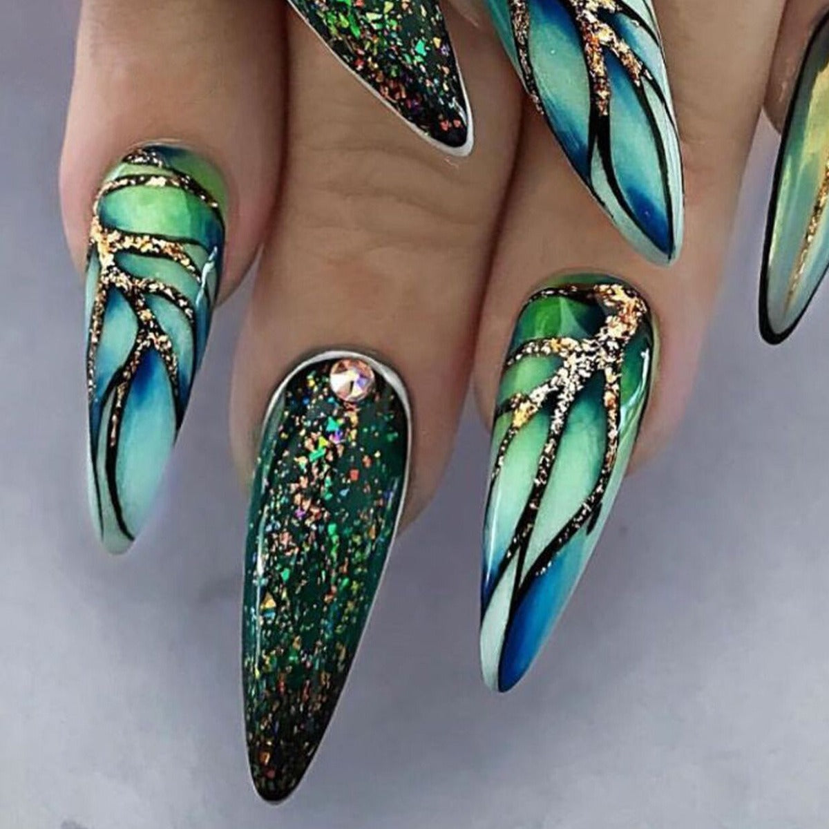 Wearable Finger Nail Stickers – Trendy Art Patches